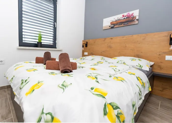 Sunrise Апартаменты Бановци