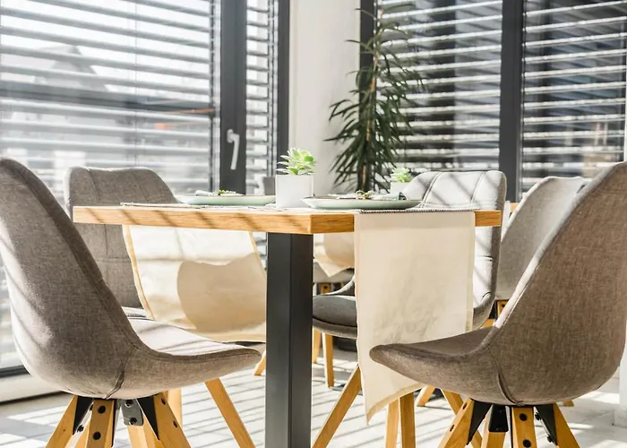 Sunrise דירה בנובצי